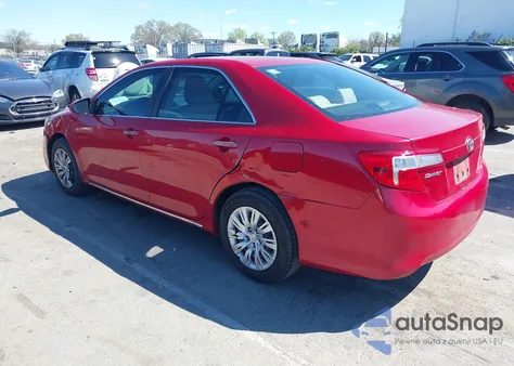 2012 Toyota Camry Le z USA, uszkodzony, nr VIN 4T1BF1FK1CU512736